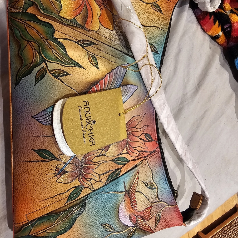 Anushka Hand Painted Hummingbird Purse - Picture 2 of 5